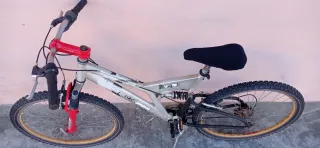 Bici MTB ammortizzata