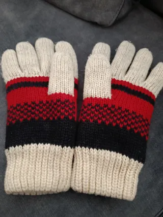 Guantes de lana con número 98