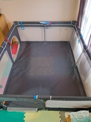 Parque infantil para bebés