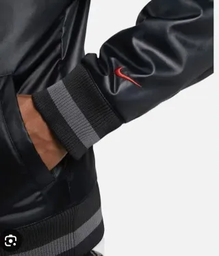 Chaqueta Nike Negra Roja Hombre Talla L