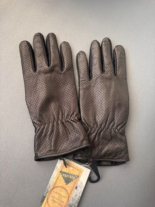 Guantes de piel Privata perforados