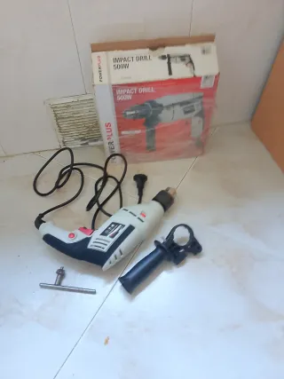 Taladro de impacto Powerplus 500W