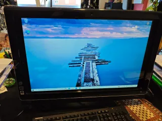 HP All-in-One gran pantalla táctil Ordenador