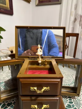 Portagioie ballerina carillon anelli