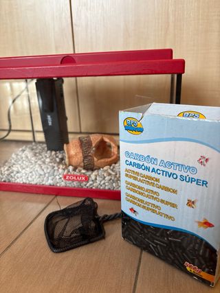 Acquario rosso Zolux con accesori