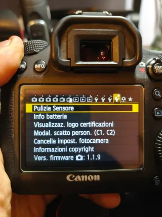 Canon 6D con obiettivo Tamron