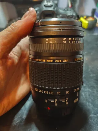 Canon 6D con obiettivo Tamron