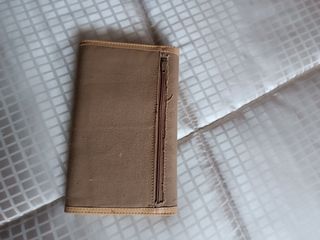 Cartera de mano bordada