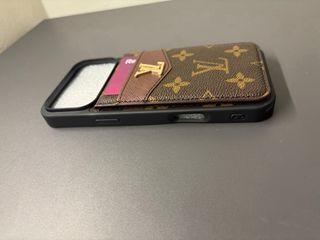 Cover porta carte Louis Vuitton iPhone 17 Pro Max