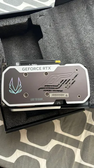 Tarjeta Gráfica Zotac Gaming RTX 4060 Twin