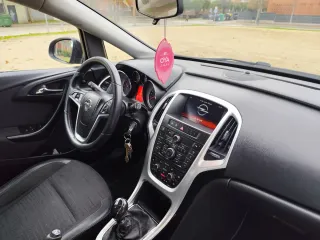 Opel Astra 2015