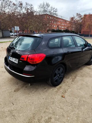 Opel Astra 2015