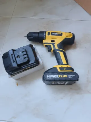 Taladro Powerplus 18V con Batería