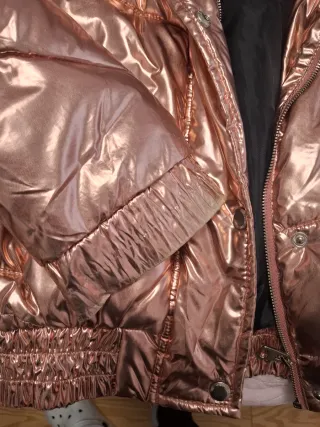 Chaqueta acolchada rosa metalizada