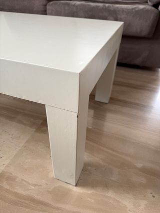 Mesita de comedor blanca rechapado madera lacada