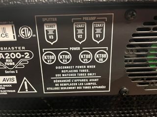 Cabezal Bajo Traynor YBA200-2 + flight case