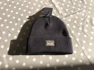 Cappellino invernale Levi's nero