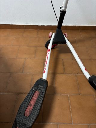 Patinete 3 ruedas FLIKER negociable