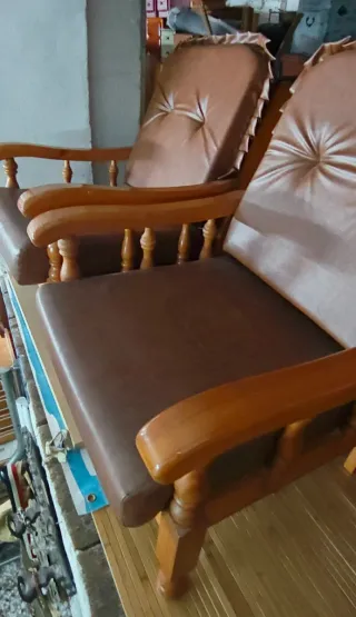 2 Butacas vintage piel y madera