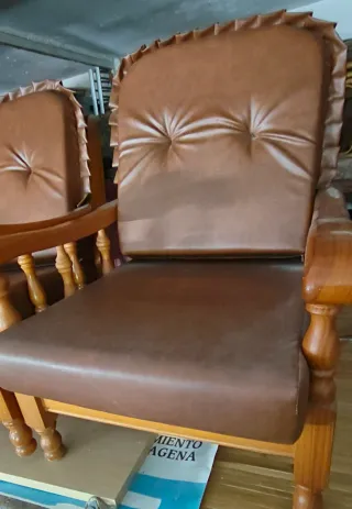 2 Butacas vintage piel y madera