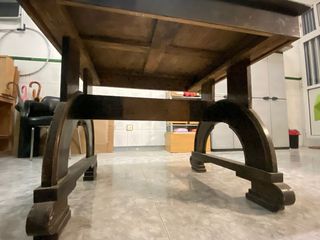 Mesa antigua de madera