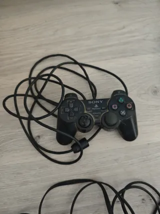 PlayStation 2 Negra + Mando + Cables + Juegos.