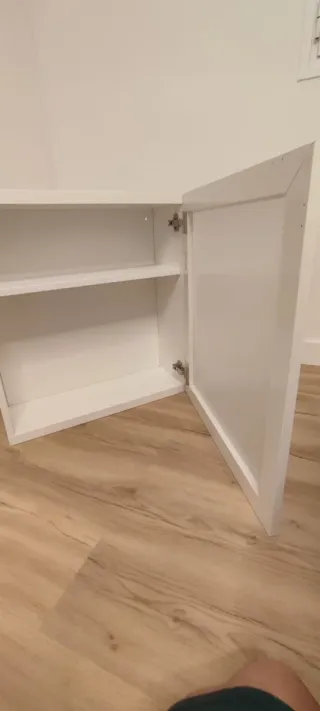 Vitrina de Pared BESTÅ con puerta Glassvik