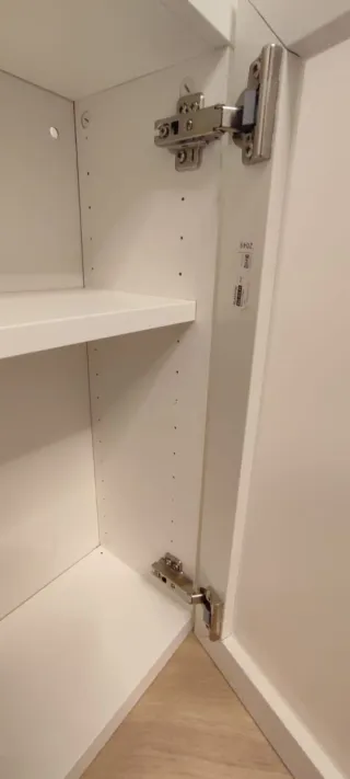 Vitrina de Pared BESTÅ con puerta Glassvik