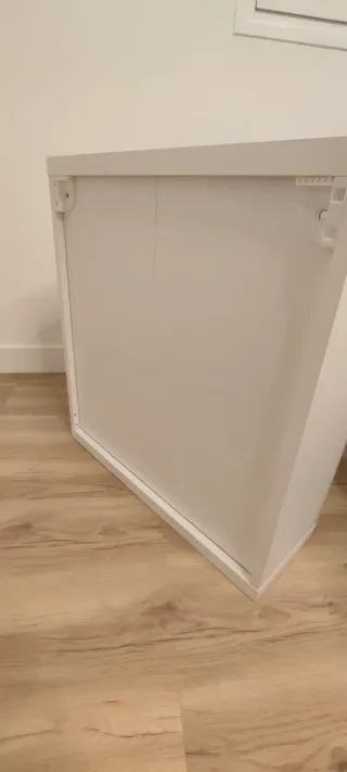 Vitrina de Pared BESTÅ con puerta Glassvik