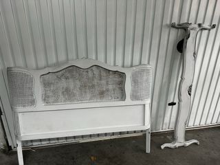 Cabecero y piecero de madera restaurada