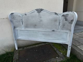 Cabecero y piecero de madera restaurada