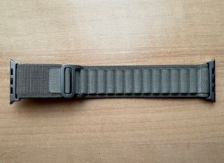 Apple Watch ULTRA 49mm. Olive Alpine Loop S