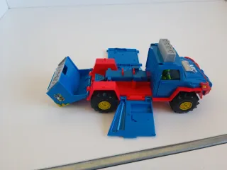 Camión Mutant Mania