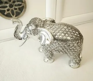 Elefante Plateado Grande con Espejos