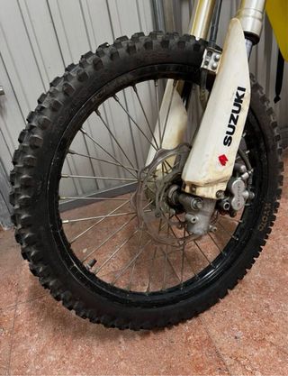 Kawasaki KX 125 Supermotard Suzuki Rm 85 cross 2t