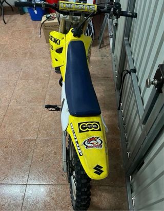 Kawasaki KX 125 Supermotard Suzuki Rm 85 cross 2t