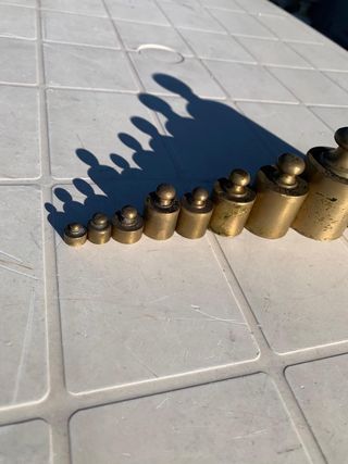 Pesi antichi in ottone da collezione