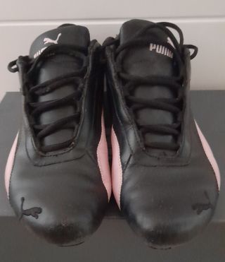 Zapatillas Puma Negras y Rosas