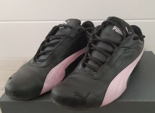 Zapatillas Puma Negras y Rosas