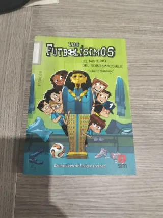 Los Futbolísimos 5: El misterio del robo imposi...