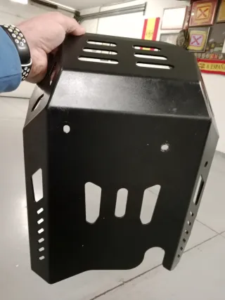 Cubre Carter Voge 525 DSX