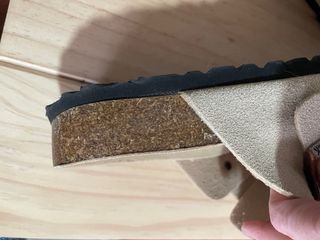 Zuecos beige clarito sin marca