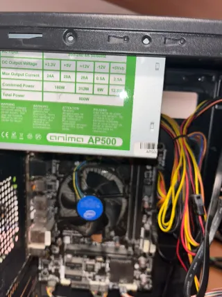 Torre PC Asus. Todo completo por 50 euros.