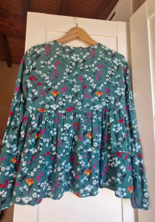 Camisa Zara flores verde talla S