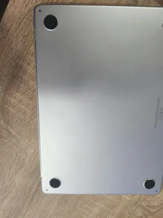 MacBook Air M2 Argento modello A2681