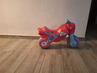 Moto correpasillos Frozen