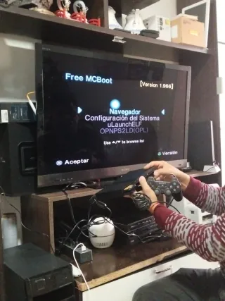 Televisión Sony + Consola