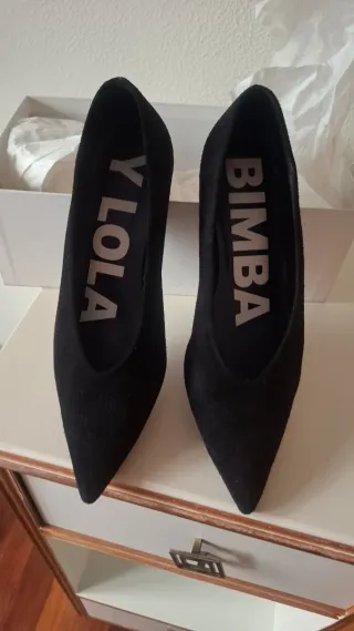 BIMBA Y LOLA Zapatos Tacón Ante Negro