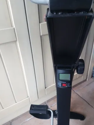 Bicicleta estática plegable