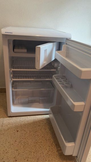 Nevera pequeña